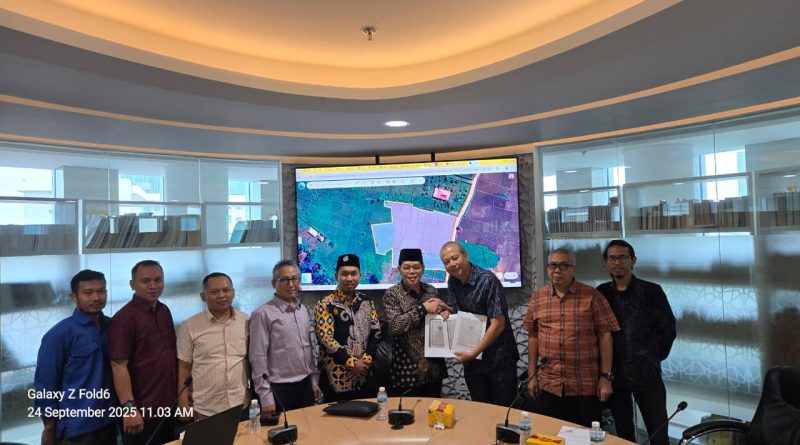 Seorang Budha Wakafkan Lahan Seluas 8.000 M2 Kepada Muhammadiyah